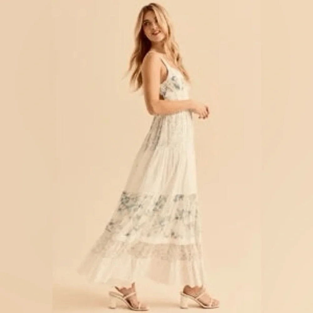 NWT Altar’d State Adalynne Sleeveless Floral Maxi Dress - Picture 6 of 6